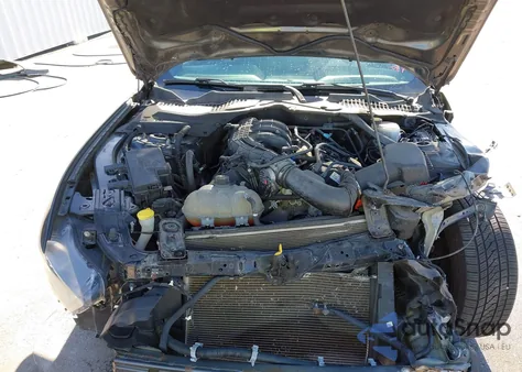 2017 Ford Mustang V6 z USA, uszkodzony, nr VIN 1FATP8EM2H5211997